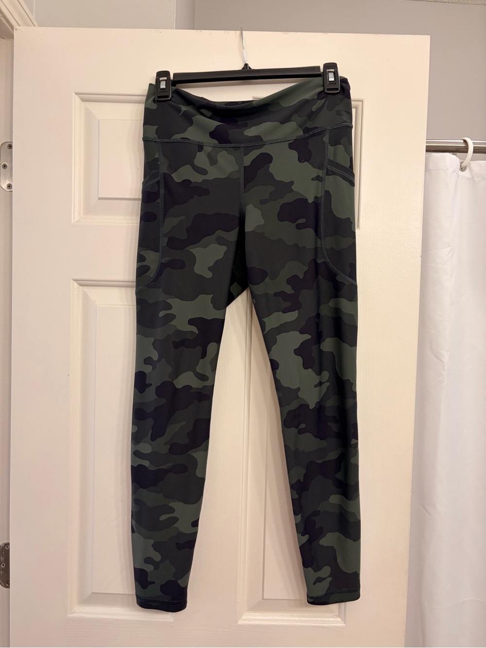 Camo High-Waist Leggings - Green & Black